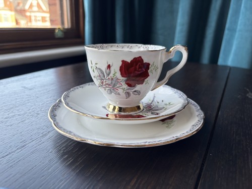 Royal stafford tea cup - stafford, saucer