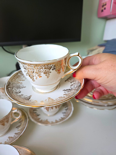Royal stafford bone - royal, tea