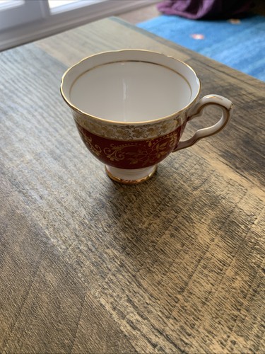 Royal stafford tea cup pattern - cup,
